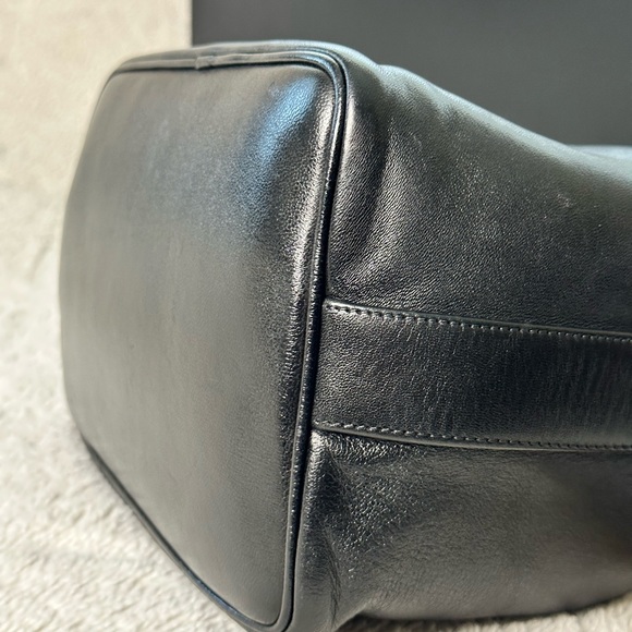 Vintage Chanel Bucket - Picture 5 of 12